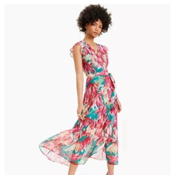 Bar III Dresses & Skirts - Bar III Floral Wrap Dress sz M